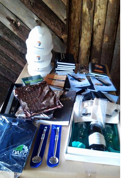 Os participantes receberam materiais do CREA-RS