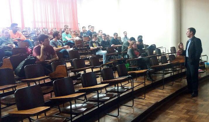 Atribuições profissionais estiveram entre os temas da palestra