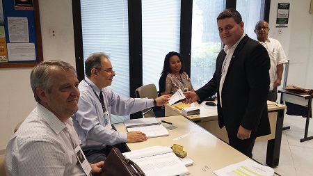 Eng. Alexandre escolhendo seu candidato ao plenário do Confea