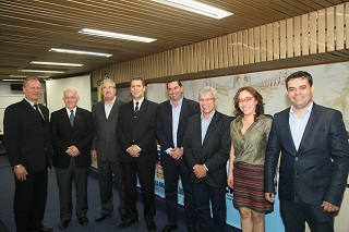 Da esq.: diretores Stochero, Miguel, Vulmar, presidente Melvis, Fernando, João, Ivone e coord. Inspetorias Pablo