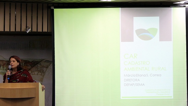 Bióloga Márcia Corrêa