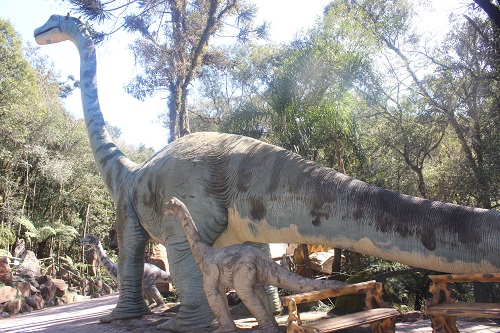 Brinquedos gigantes exigem manutenção constante e profissional 