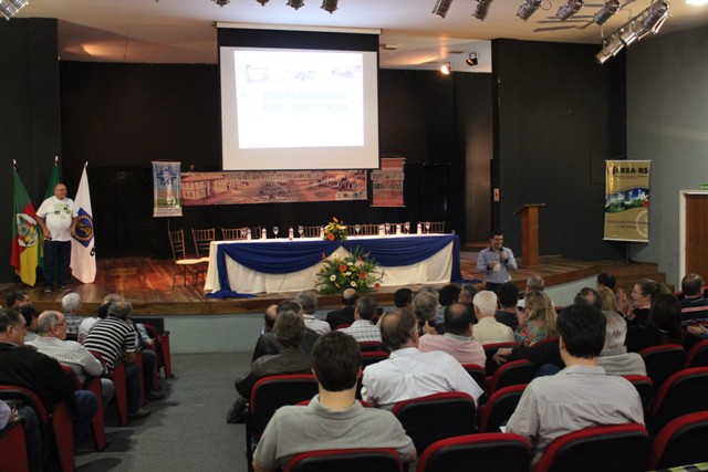coordenador das Inspetorias Geólogo e Eng. Seg. do Trabalho, Pablo Souto Palma, e coordenador adjunto Eng. Agrônomo, Walmor Luiz Roesler