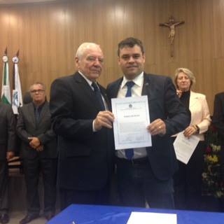 Eng. Alberio empossa Geól. e Eng. Seg. Trab. Pablo