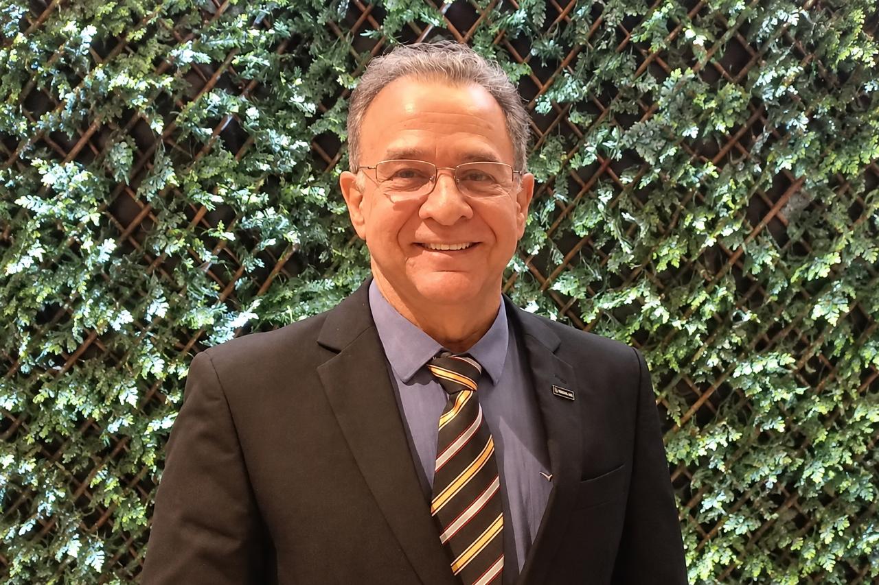 Eng. Carlos Silveira, novo presidente