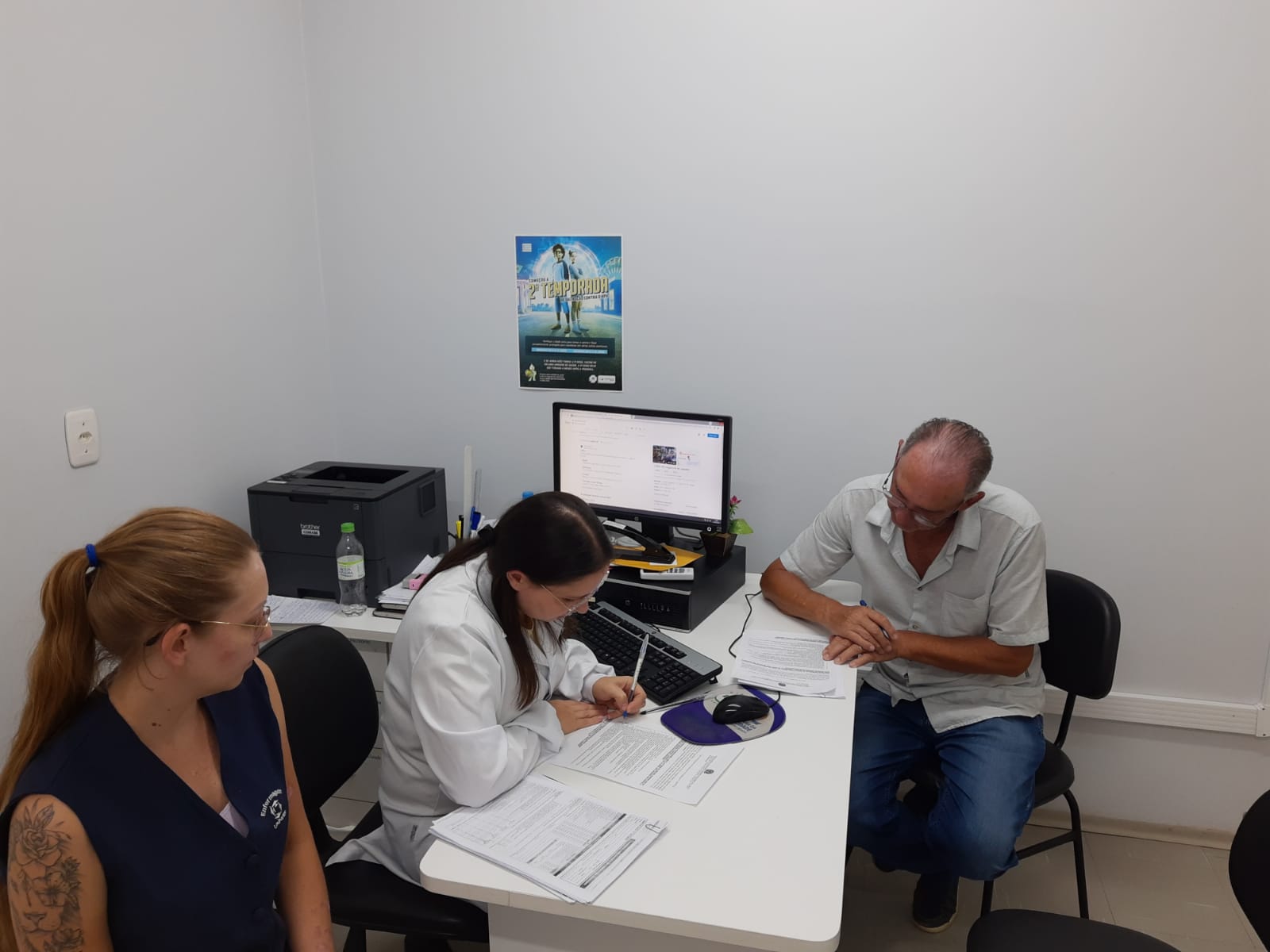 Foram solicitadas as ARTs dos respons&aacute;veis por manuten&ccedil;&atilde;o dos equipamentos